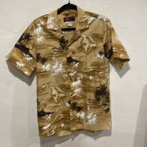 Late 90’s Ali’i Fashions Hawaiian shirt 100% Cotton Size Small